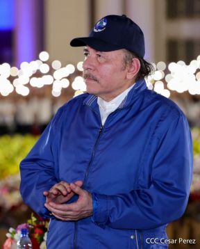 Presidente Daniel Ortega y Compañera Rosario presiden acto del 43/19 de la Revolución Sandinista