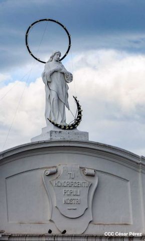 ¡Sí, el Arte es el Azul...!