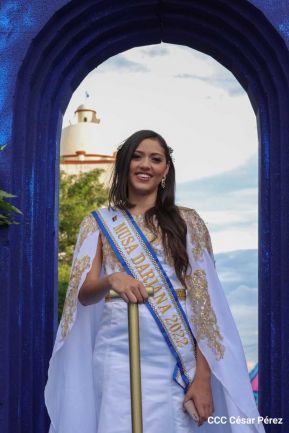 ¡Sí, el Arte es el Azul...!