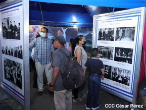 ¡Sí, el Arte es el Azul...!