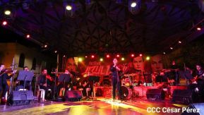 ¡Sí, el Arte es el Azul...!