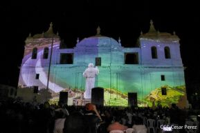 ¡Sí, el Arte es el Azul...!