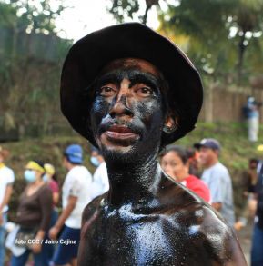 Entre fe y tradición Santo Domingo recorre las calles de Managua
