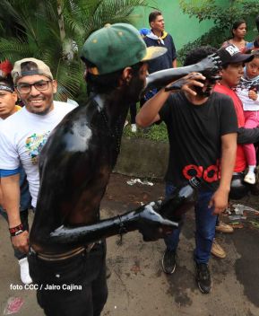 Entre fe y tradición Santo Domingo recorre las calles de Managua