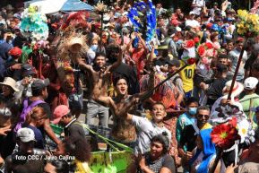 Entre fe y tradición Santo Domingo recorre las calles de Managua