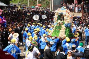 Entre fe y tradición Santo Domingo recorre las calles de Managua