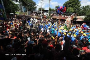 Entre fe y tradición Santo Domingo recorre las calles de Managua