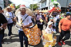 Entre fe y tradición Santo Domingo recorre las calles de Managua