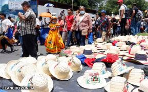 Entre fe y tradición Santo Domingo recorre las calles de Managua