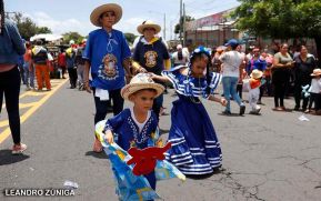 Entre fe y tradición Santo Domingo recorre las calles de Managua