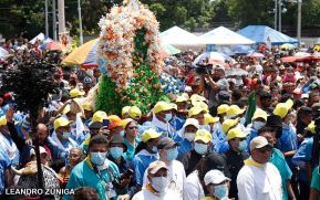 Entre fe y tradición Santo Domingo recorre las calles de Managua