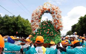 Entre fe y tradición Santo Domingo recorre las calles de Managua