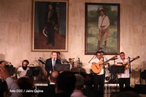 ¡Qué Viva Managua!: Música, Alegría, Danzas y Colorido