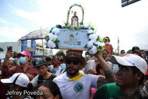 Peregrinaje de Santo Domingo de Guzmán rumbo a Las Sierritas
