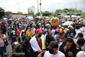 Peregrinaje de Santo Domingo de Guzmán rumbo a Las Sierritas