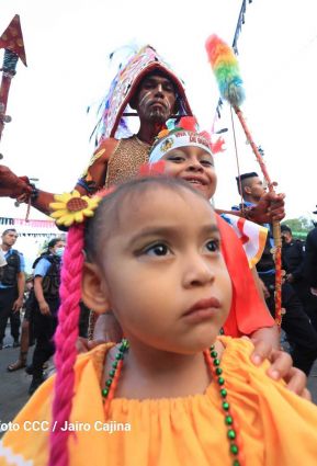 Peregrinaje de Santo Domingo de Guzmán rumbo a Las Sierritas
