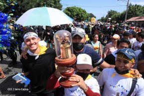 Peregrinaje de Santo Domingo de Guzmán rumbo a Las Sierritas