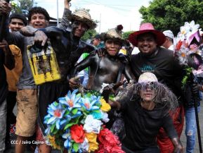 Peregrinaje de Santo Domingo de Guzmán rumbo a Las Sierritas
