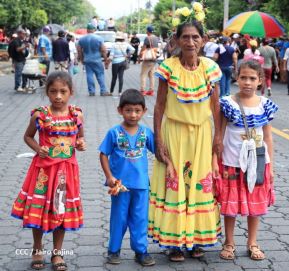 Peregrinaje de Santo Domingo de Guzmán rumbo a Las Sierritas