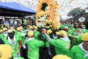 Peregrinaje de Santo Domingo de Guzmán rumbo a Las Sierritas