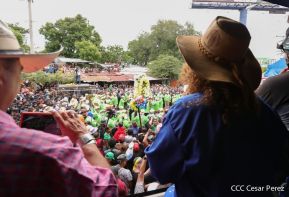 Peregrinaje de Santo Domingo de Guzmán rumbo a Las Sierritas