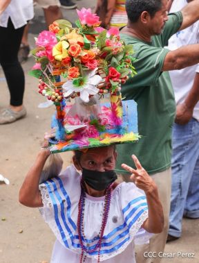 Peregrinaje de Santo Domingo de Guzmán rumbo a Las Sierritas