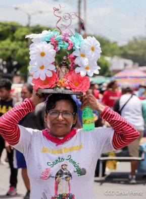Peregrinaje de Santo Domingo de Guzmán rumbo a Las Sierritas