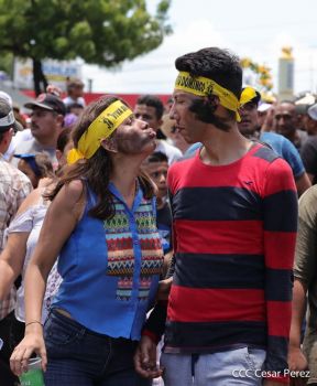 Peregrinaje de Santo Domingo de Guzmán rumbo a Las Sierritas