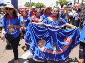 Peregrinaje de Santo Domingo de Guzmán rumbo a Las Sierritas