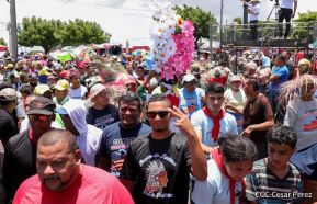 Peregrinaje de Santo Domingo de Guzmán rumbo a Las Sierritas
