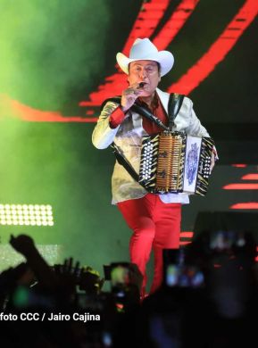 Los Tigres del Norte en Nicaragua: Los Jefes de Jefes en Concierto