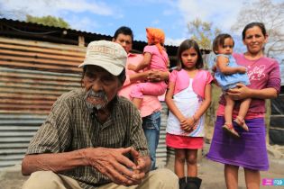 Restituyen derecho a electricidad a familias de cuatro comunidades matagalpinas