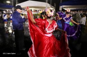 Desfile Patrio 2022 desde la Avenida de Bolívar a Chávez