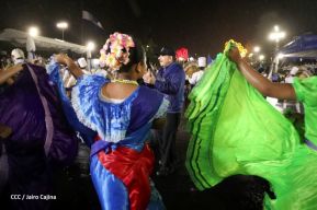 Desfile Patrio 2022 desde la Avenida de Bolívar a Chávez