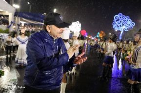 Desfile Patrio 2022 desde la Avenida de Bolívar a Chávez