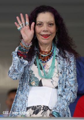 Desfile Patrio 2022 desde la Avenida de Bolívar a Chávez