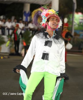 Desfile Patrio 2022 desde la Avenida de Bolívar a Chávez
