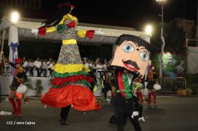 Desfile Patrio 2022 desde la Avenida de Bolívar a Chávez
