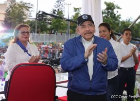 Desfile Patrio 2022 desde la Avenida de Bolívar a Chávez