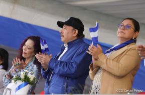 Desfile Patrio 2022 desde la Avenida de Bolívar a Chávez