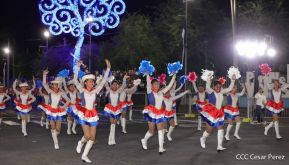 Desfile Patrio 2022 desde la Avenida de Bolívar a Chávez