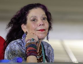 Desfile Patrio 2022 desde la Avenida de Bolívar a Chávez