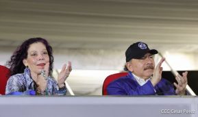 Desfile Patrio 2022 desde la Avenida de Bolívar a Chávez