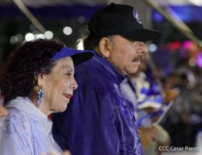 Desfile Patrio 2022 desde la Avenida de Bolívar a Chávez