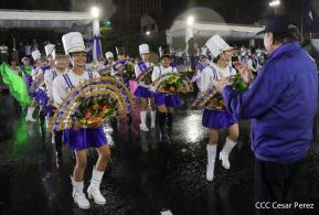 Desfile Patrio 2022 desde la Avenida de Bolívar a Chávez