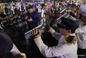 Desfile Patrio 2022 desde la Avenida de Bolívar a Chávez