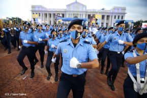 Presidente Daniel Ortega y Vicepresidenta Rosario Murillo presidieron acto del 43 Aniversario de la Policía Nacional