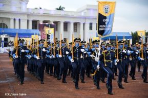 Presidente Daniel Ortega y Vicepresidenta Rosario Murillo presidieron acto del 43 Aniversario de la Policía Nacional