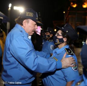 Presidente Daniel Ortega y Vicepresidenta Rosario Murillo presidieron acto del 43 Aniversario de la Policía Nacional