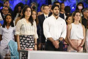 Presidente Daniel Ortega y Vicepresidenta Rosario Murillo presidieron acto del 43 Aniversario de la Policía Nacional